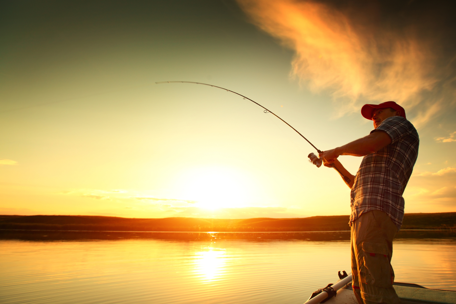 Choosing the Best Fishing Times - Yellow Bird Fishing Products
