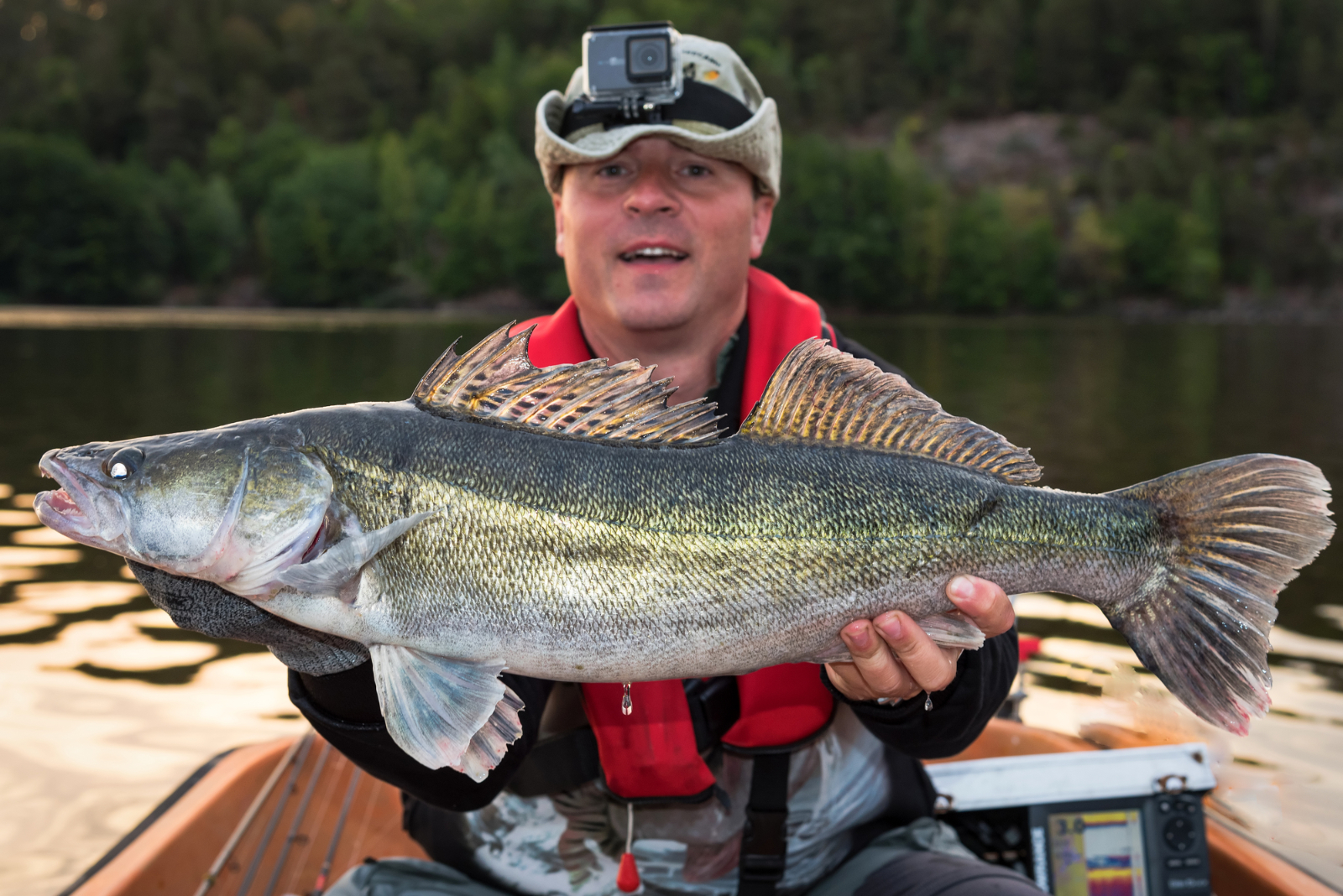 Walleye Fishing With a Planer Board Yellow Bird Fishing Products